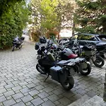 Dim's & Restaurant Ξενοδοχείο 4*