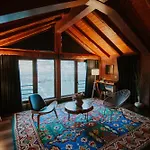 Dim's & Restaurant Hotel 4*