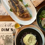 Dim's & Restaurant Hotel