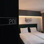 Dim's & Restaurant Hotel 4*