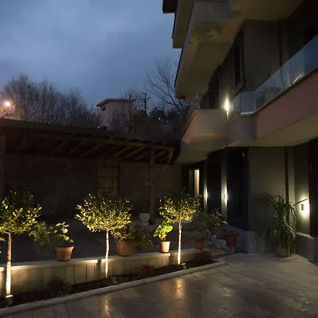 Hotel Dim's & Restaurant Korcza
