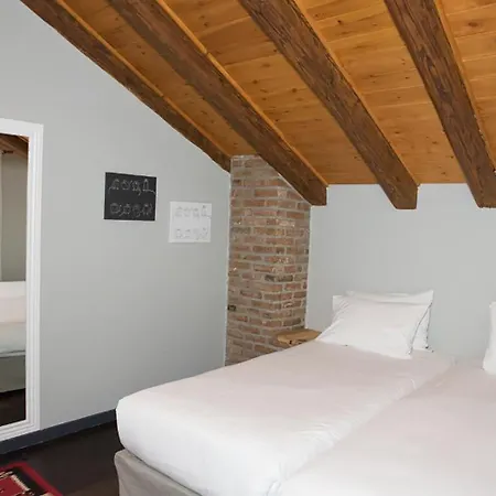 Dim's & Restaurant 4* Korce