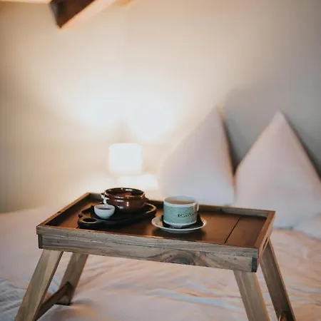 호텔 Dim's & Restaurant