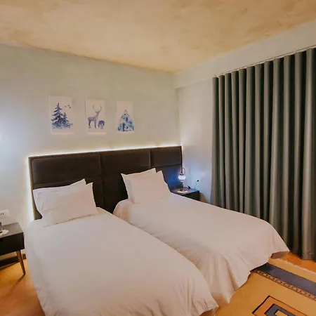 Dim's & Restaurant 4*