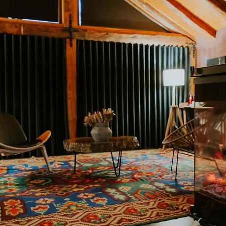 Dim's & Restaurant 酒店