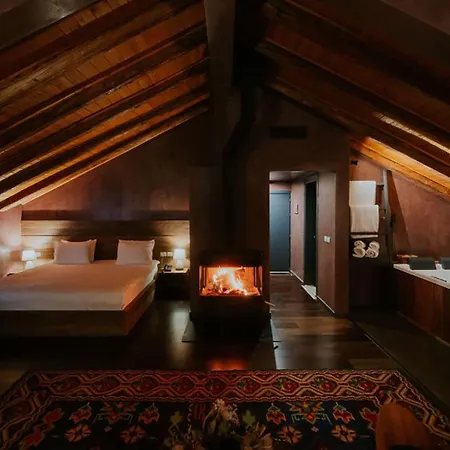 Dim's & Restaurant Hotel Korce