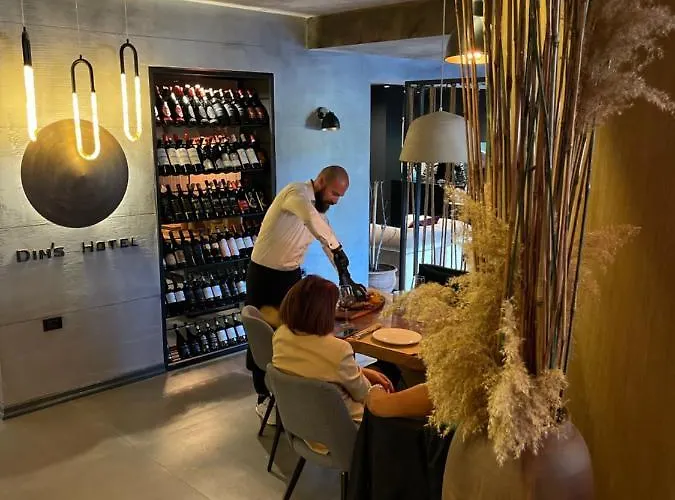 酒店 Dim's & Restaurant