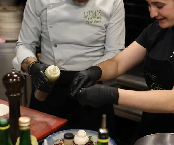 酒店 Dim's & Restaurant 科尔察