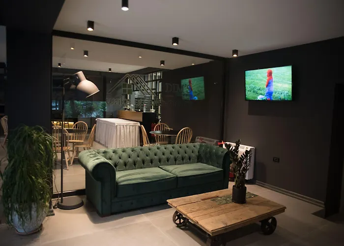 Dim's & Restaurant 酒店