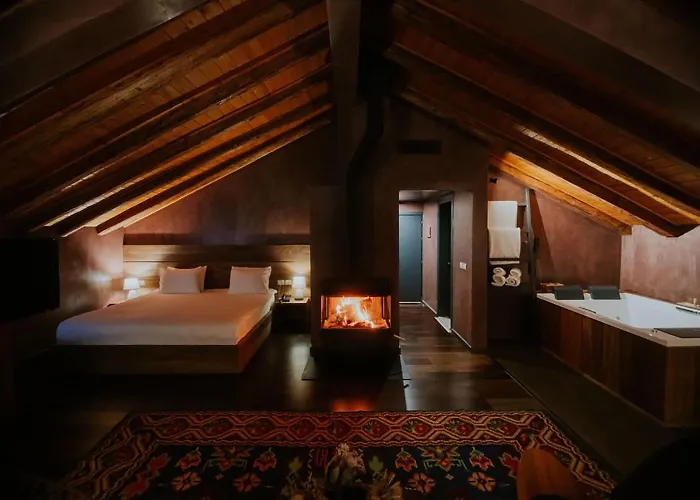 Dim's & Restaurant 酒店 科尔察