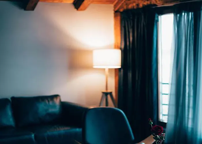 Dim's & Restaurant 酒店 4*